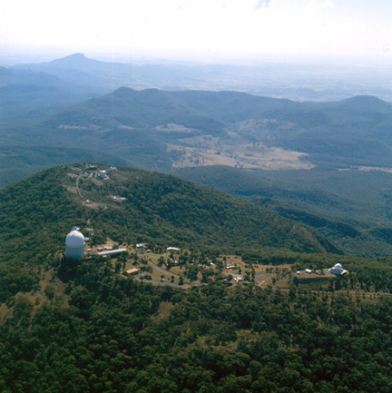 Aerial view, Apr 1984