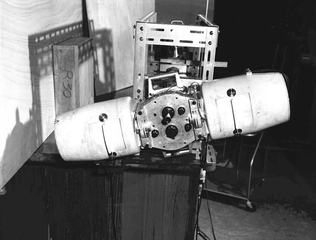 Two-channel polarimeter