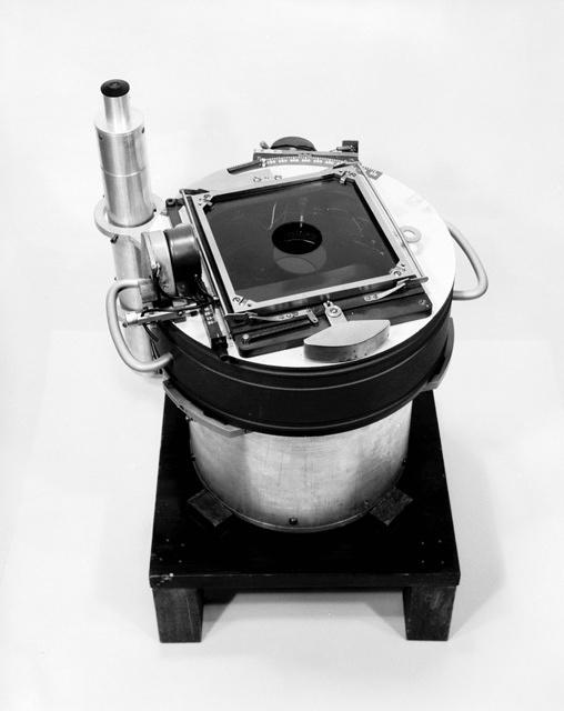 Moon camera