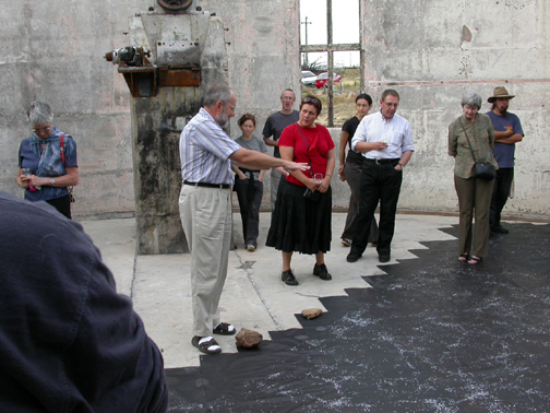 Dr Bruce Peterson of RSAA explains the science lurking in the artwork