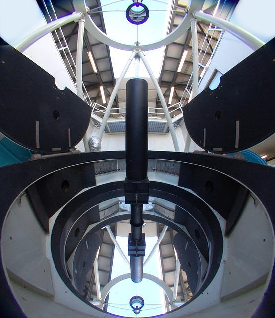 Siding Spring Observatory's 2.3 m telescope (reflections)
