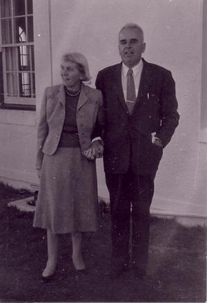 1958, Priscilla Bok, Bart Bok: Mount Stromlo Observatory.