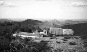 Convoy transporting the 40"