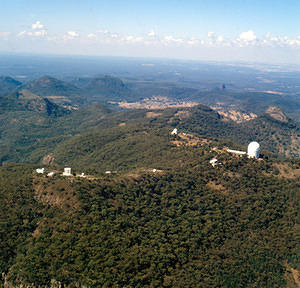 Aerial view, Apr 1984