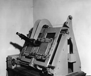 Blink comparator