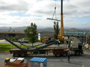 17 Nov 2005first section of walkway frame arrives